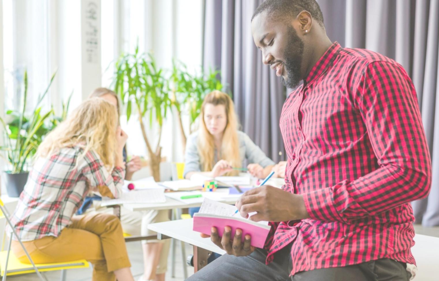 Sessione di intervista per memoir writing